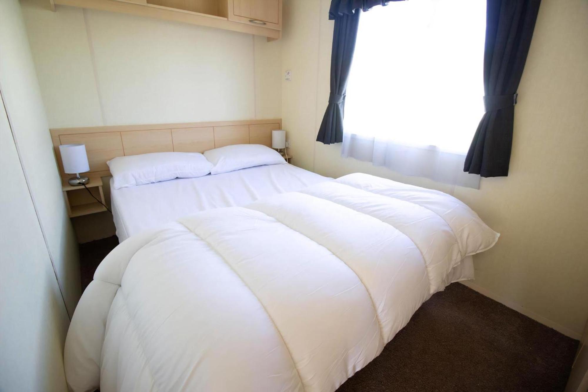 Great 8 Berth Caravan For Hire In Skegness Ref 33069F Extérieur photo