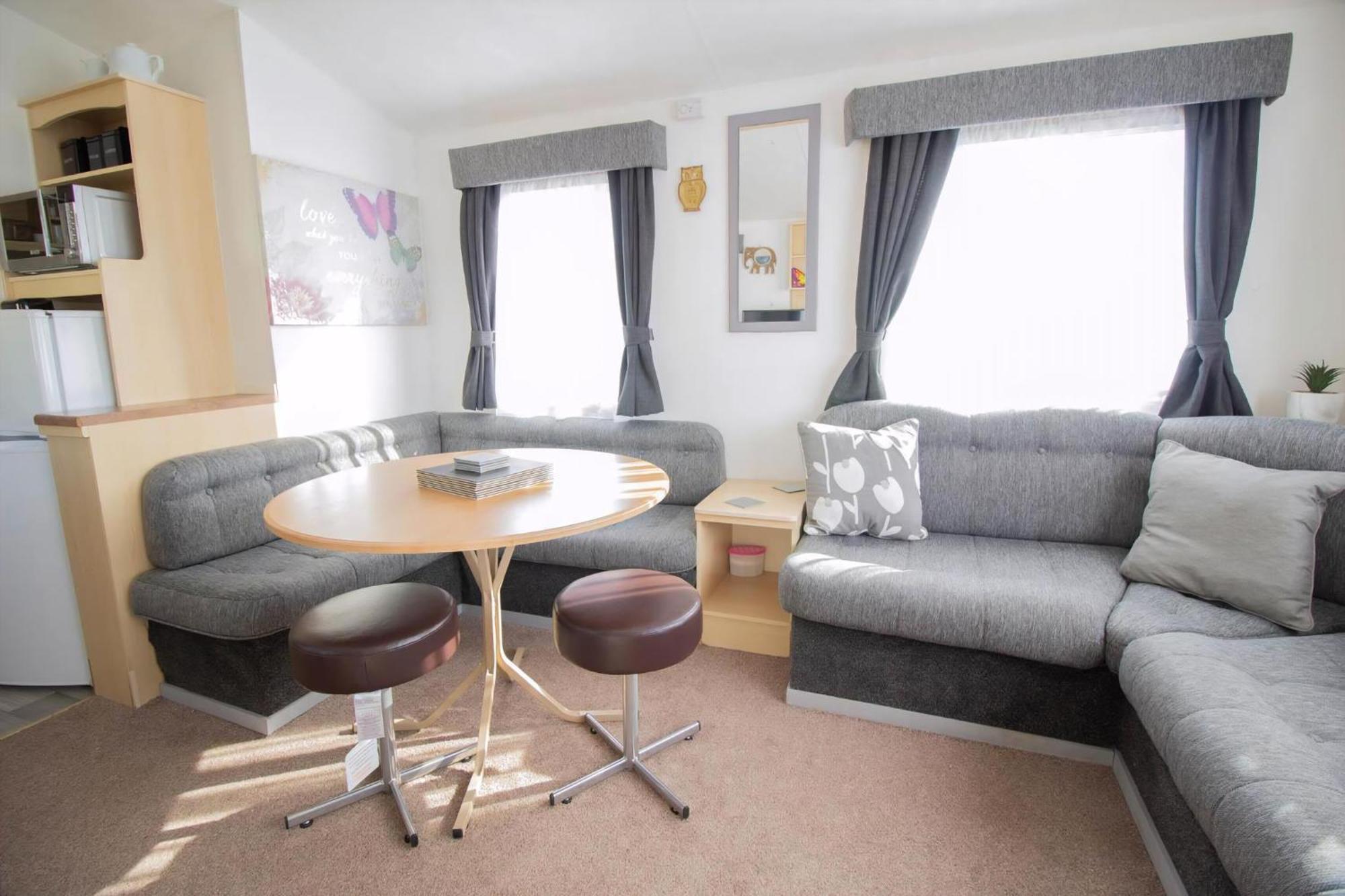 Great 8 Berth Caravan For Hire In Skegness Ref 33069F Extérieur photo